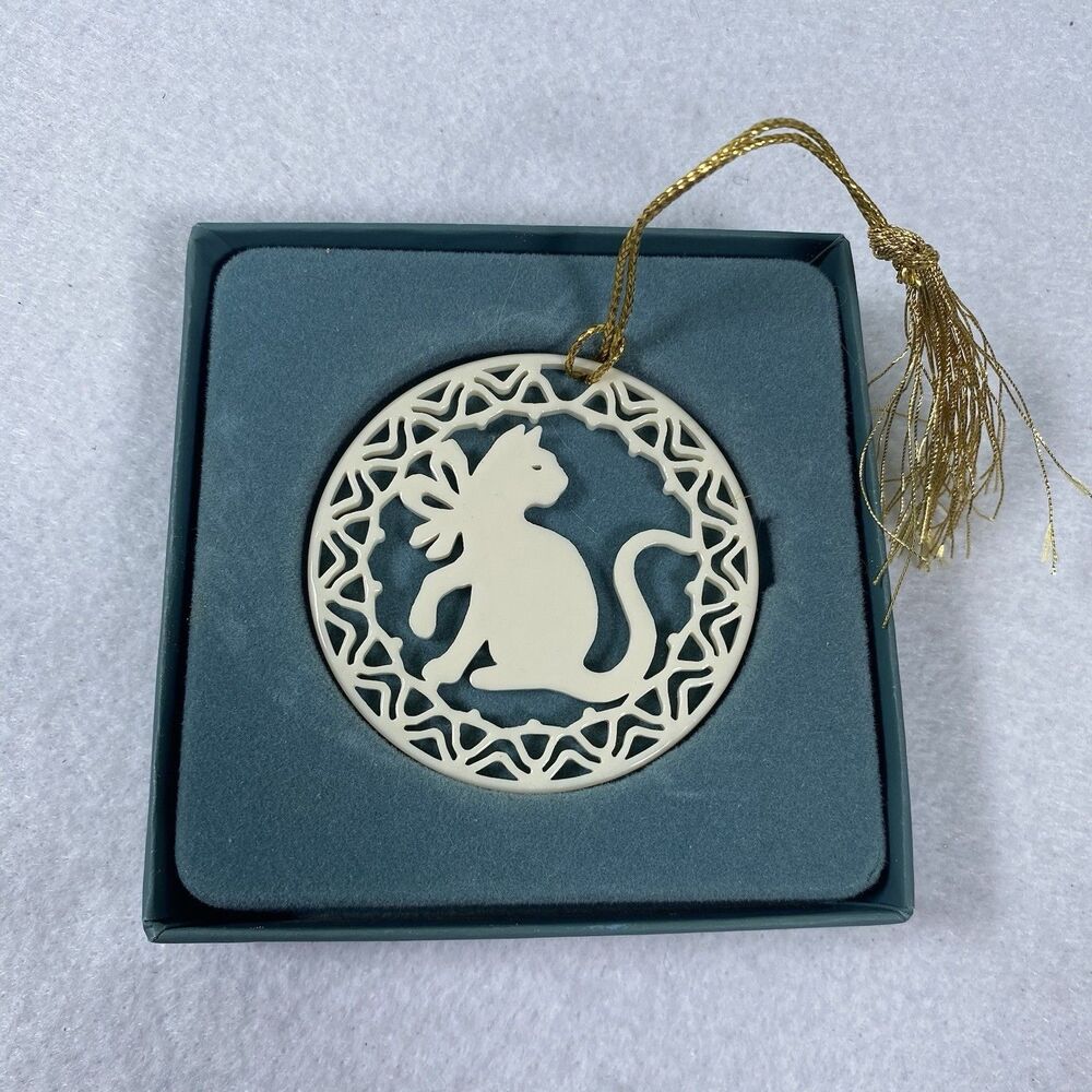 Vintage LENOX YULETIDE COLLECTION PORCELAIN CAT ORNAMENT Gold Christmas USA